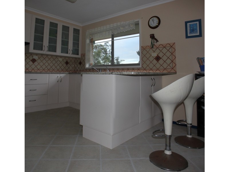 8 Caswell Crescent, Tanilba Bay NSW 2319