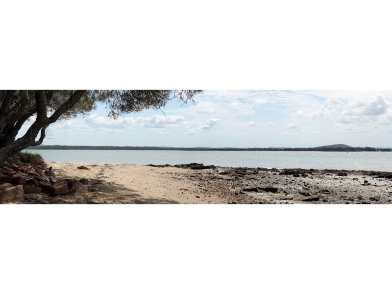 8 Caswell Crescent, Tanilba Bay NSW 2319