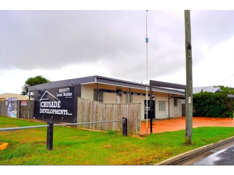 2 Bundesen Street, South Mackay QLD 4740