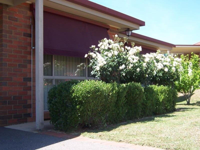 11 Lockwood Mews, Kangaroo Flat VIC 3555