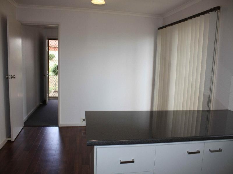 11 Lockwood Mews, Kangaroo Flat VIC 3555