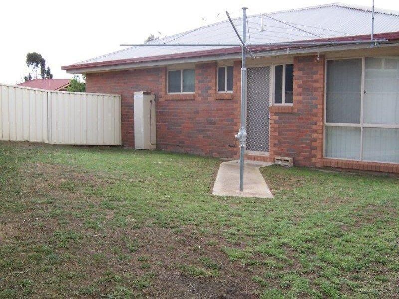 11 Lockwood Mews, Kangaroo Flat VIC 3555