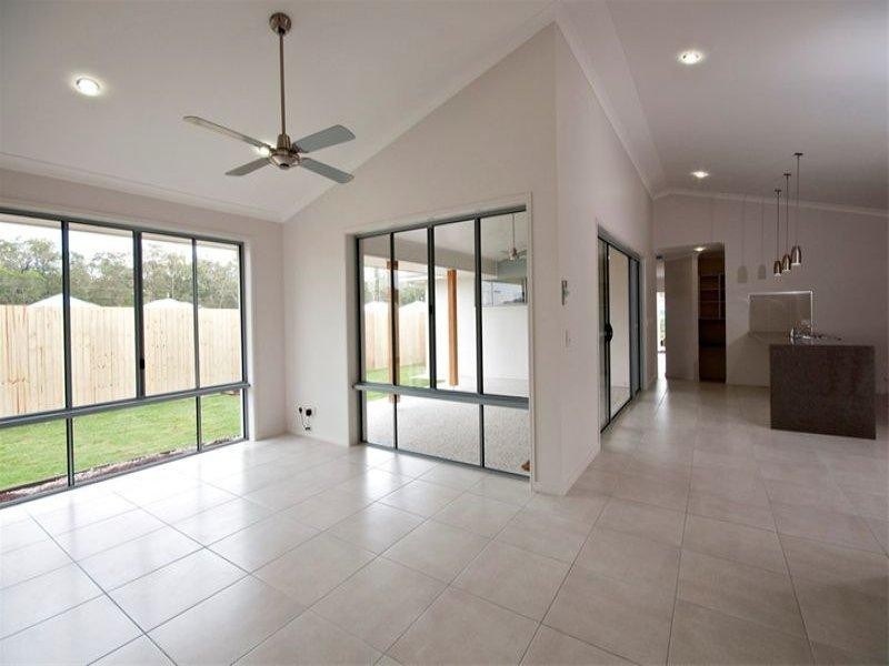 5 White Oak Street, Sippy Downs QLD 4556