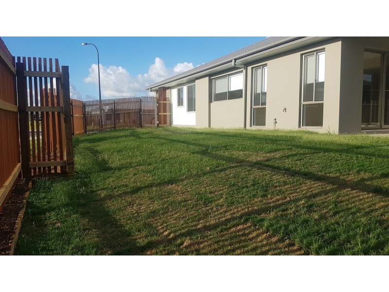 17 Yatala Street, Pimpama QLD 4209