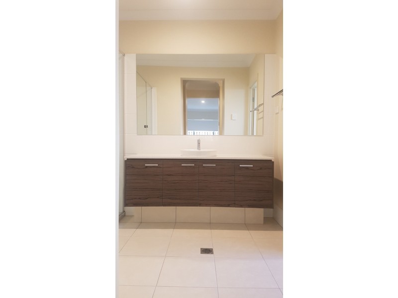 17 Yatala Street, Pimpama QLD 4209