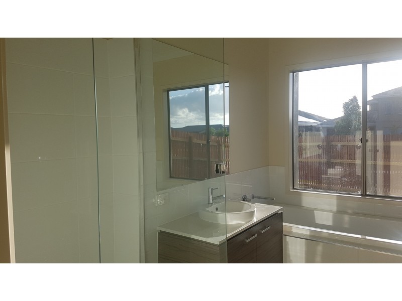 17 Yatala Street, Pimpama QLD 4209