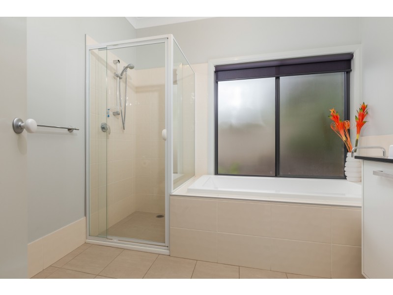19 Luks Way, Batemans Bay NSW 2536