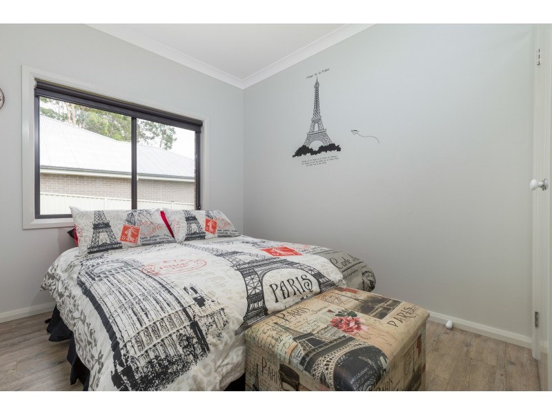 19 Luks Way, Batemans Bay NSW 2536
