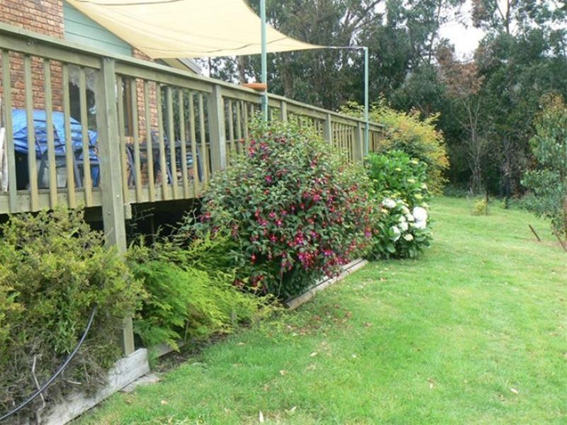 9 Nala Road, Oyster Cove TAS 7150