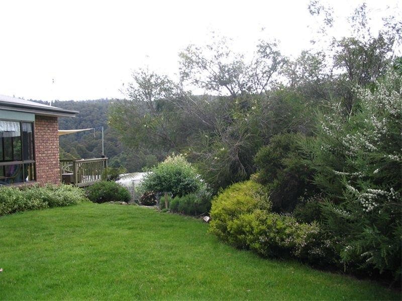 9 Nala Road, Oyster Cove TAS 7150