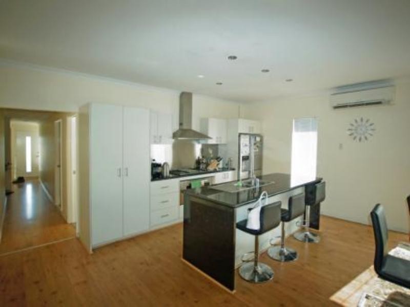 221 Landsdale Road, Landsdale WA 6065