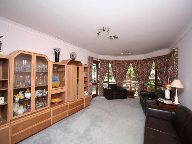 9 Craigburn Drive, Flagstaff Hill SA 5159