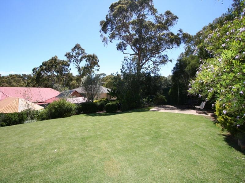 9 Craigburn Drive, Flagstaff Hill SA 5159