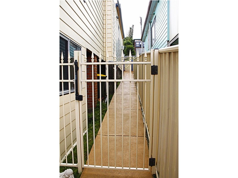 4 Cross, Mayfield West NSW 2304