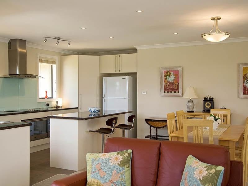 8 Delmore Place, Margate TAS 7054