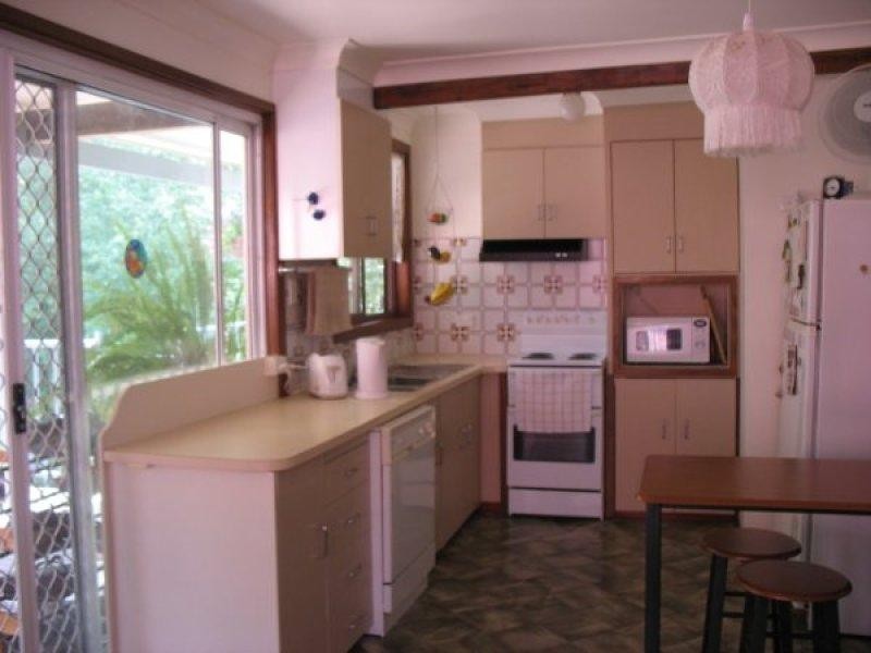 24 Watersedge Ave, Basin View NSW 2540