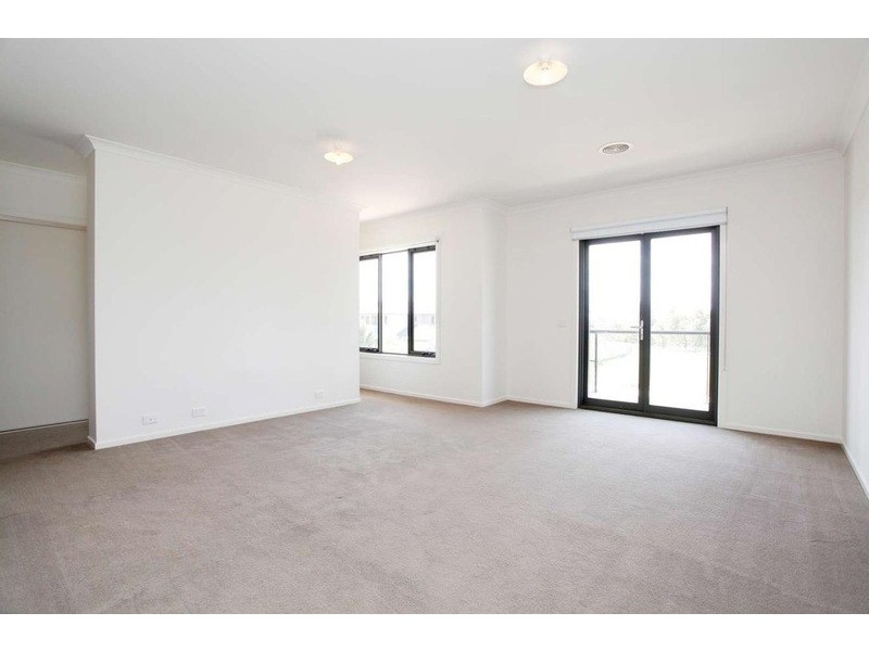 175 Sandhurst Boulevard, Sandhurst VIC 3977