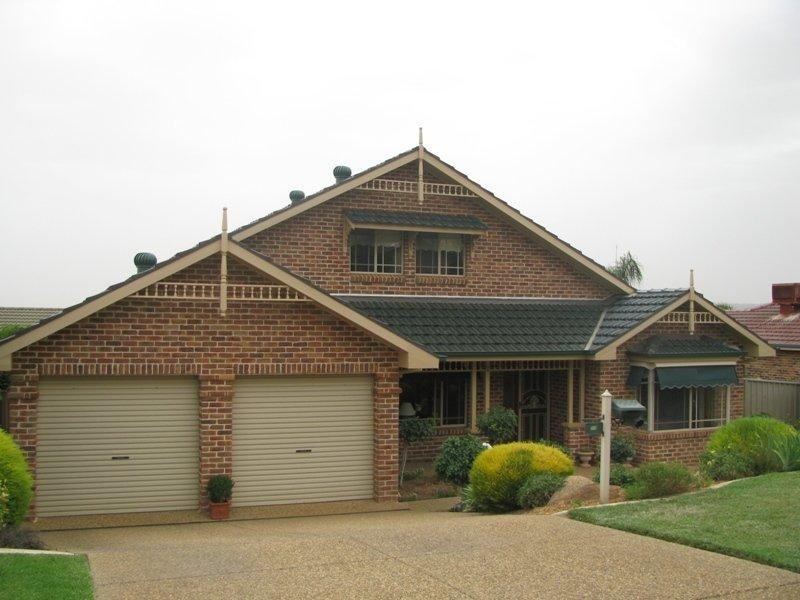 2/3 Melville Pl, Tatton NSW 2650