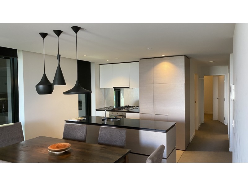 1011/470 St Kilda Road, Melbourne VIC 3004