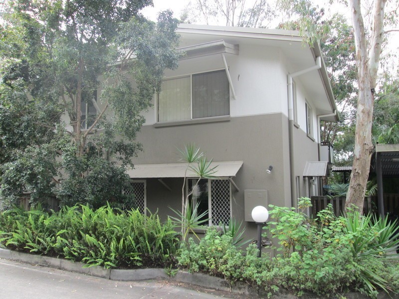 8/1 GLENQUARIE PLACE, The Gap QLD 4061