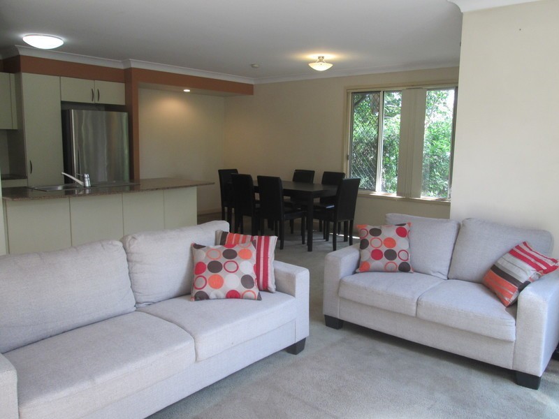 8/1 GLENQUARIE PLACE, The Gap QLD 4061