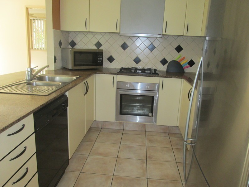 8/1 GLENQUARIE PLACE, The Gap QLD 4061