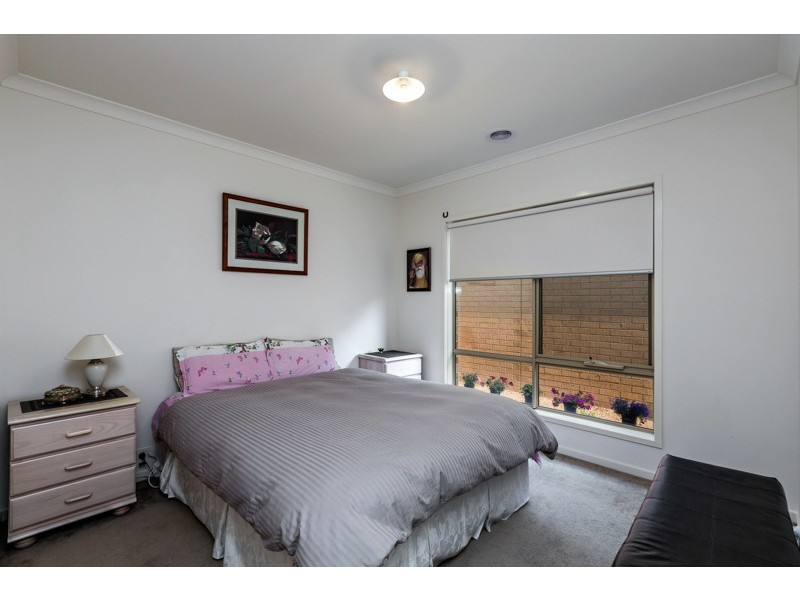 10 Living Crescent, Point Cook VIC 3030