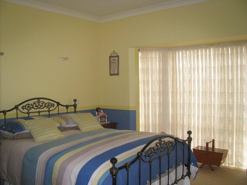 29 Booth Street, Coolamon NSW 2701
