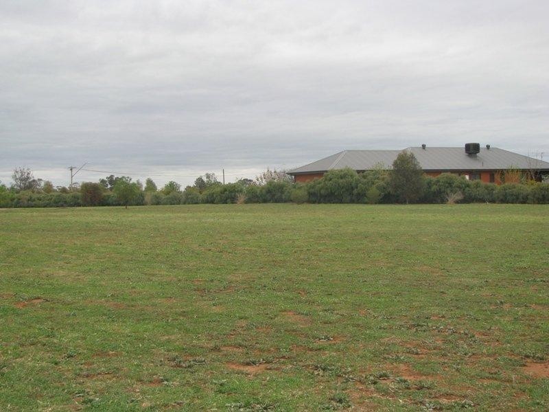 29 Booth Street, Coolamon NSW 2701