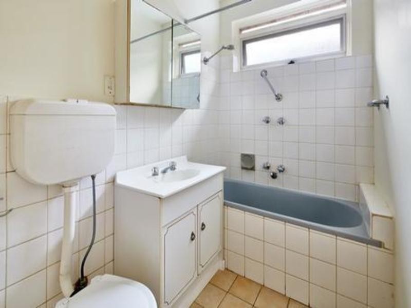 128 Inkerman Street, St Kilda VIC 3182