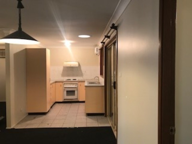 12 Sandalwood Avenue, St Clair NSW 2759