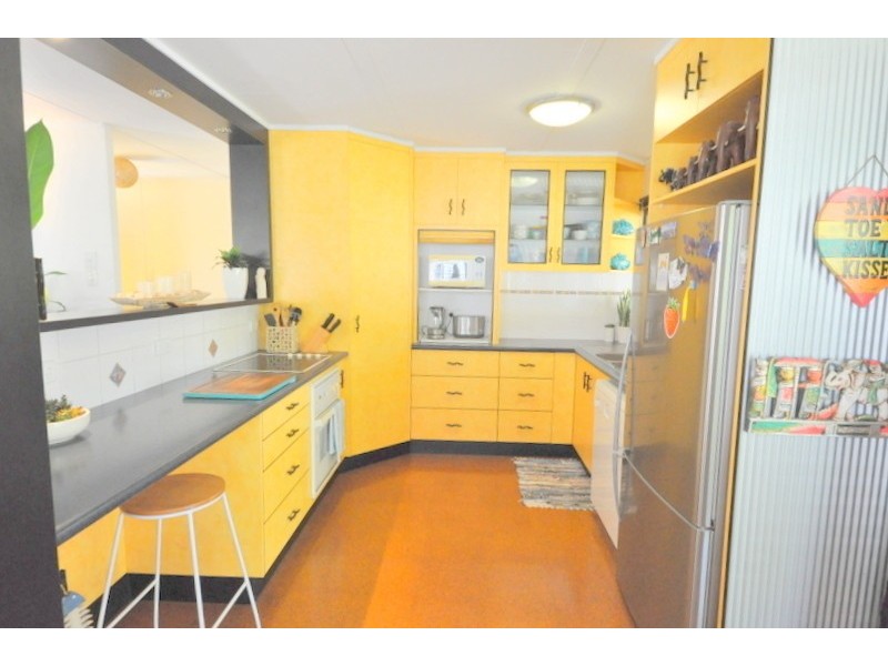 10 Smethurst Street, Andergrove QLD 4740