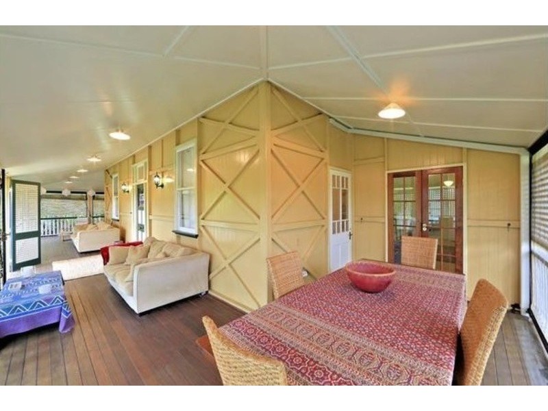 33 Bingera Street, Bundaberg West QLD 4670