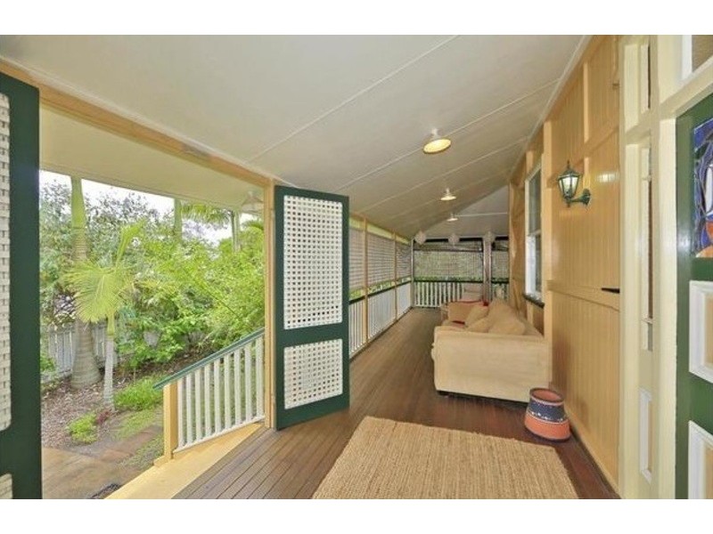 33 Bingera Street, Bundaberg West QLD 4670