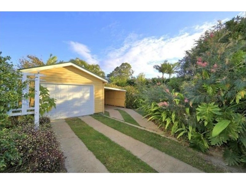 33 Bingera Street, Bundaberg West QLD 4670