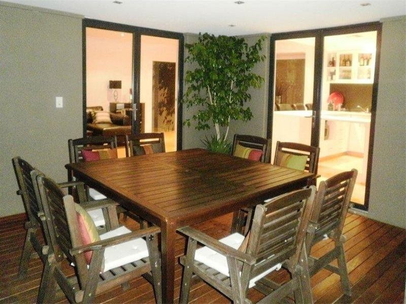 8 Wicklow Circle, Darch WA 6065