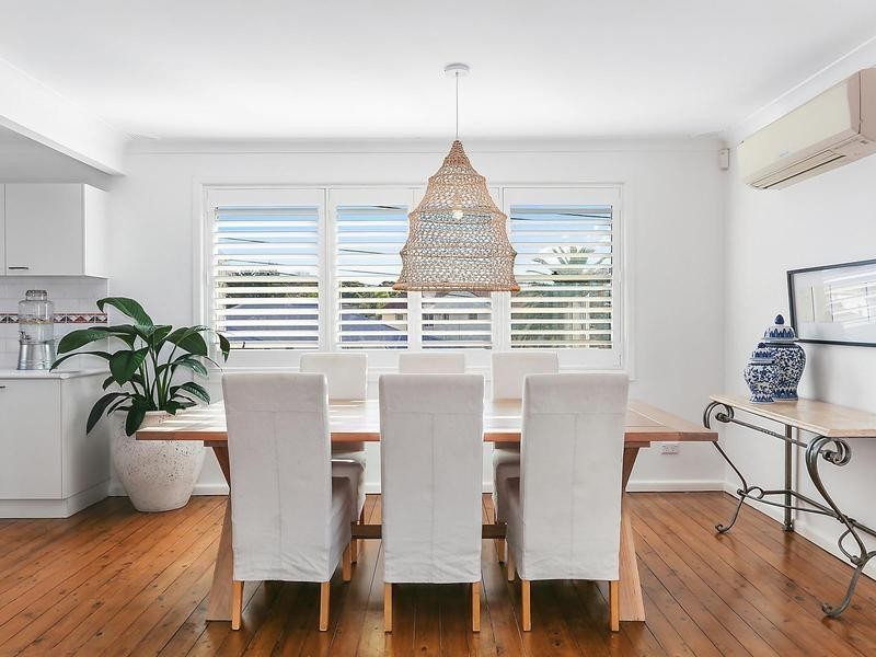 1 Macintyre Crescent, Sylvania Waters NSW 2224