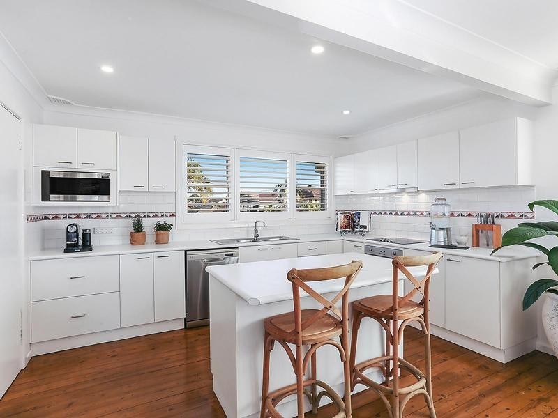 1 Macintyre Crescent, Sylvania Waters NSW 2224