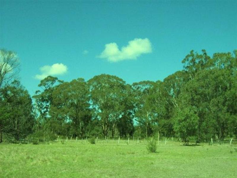 10 Centre Road, Raymond Island VIC 3880