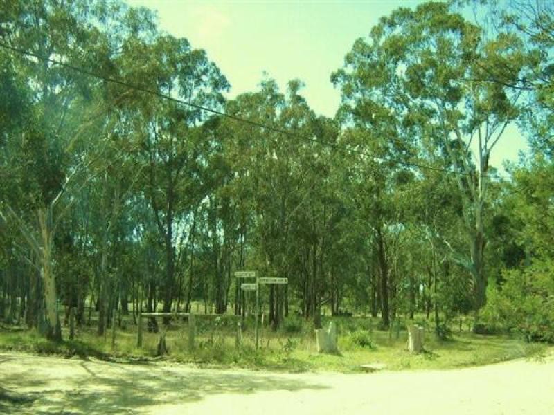10 Centre Road, Raymond Island VIC 3880