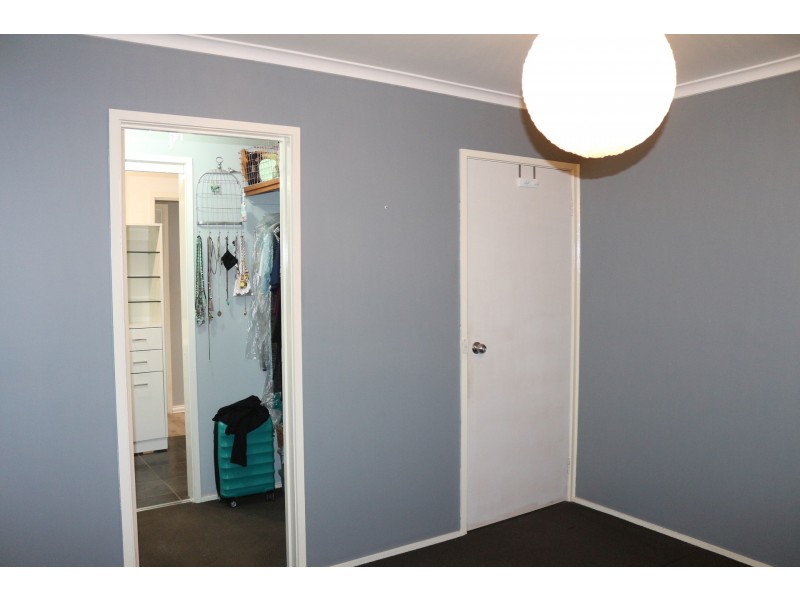 42 Sanderling Street, Werribee VIC 3030