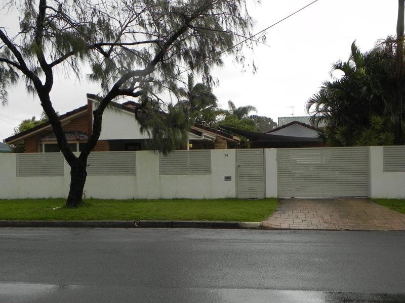 24 ILUKA Ave, Buddina QLD 4575