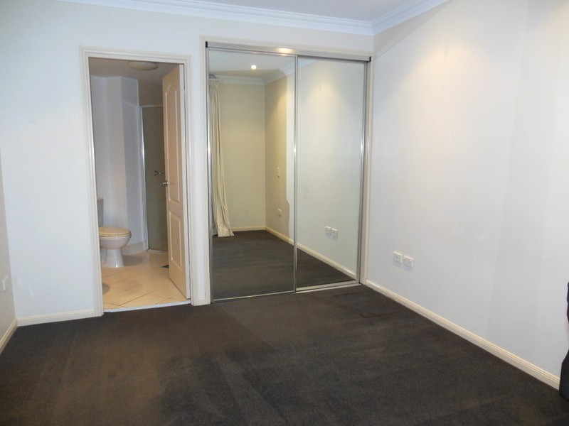 56/161 Main Street, Kangaroo Point QLD 4169
