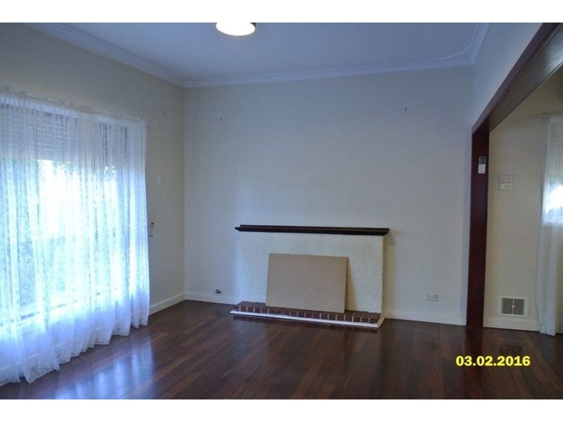 25 Harry Street, Gosnells WA 6110