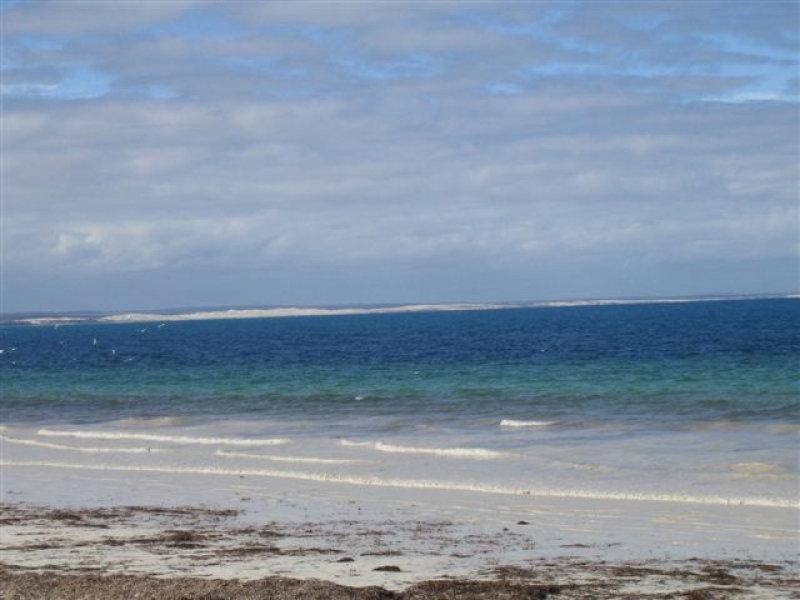 71 The Esplanade, Fowlers Bay SA 5690