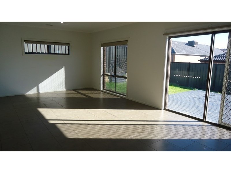 22 Muir Way, Mernda VIC 3754
