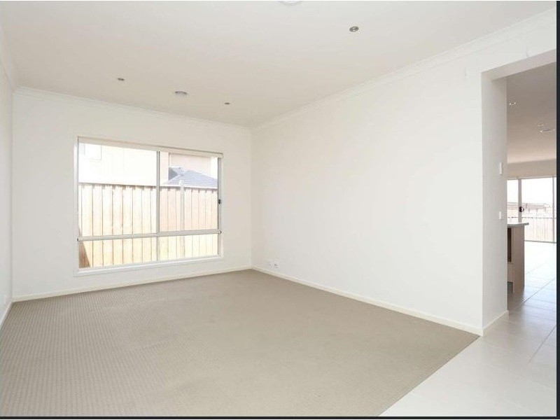 115 Beachview Parade, Point Cook VIC 3030