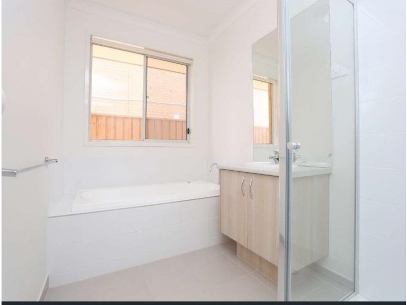 115 Beachview Parade, Point Cook VIC 3030