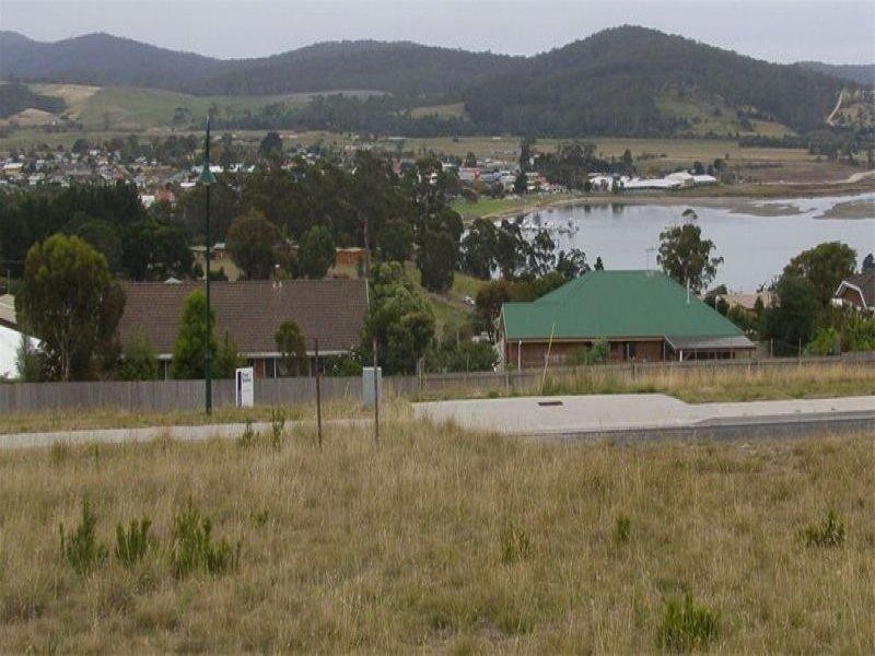 5 Susan Court, St Helens TAS 7216