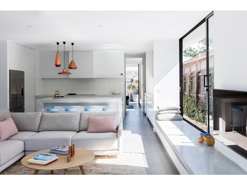 16 Attley Grove, St Kilda East VIC 3183